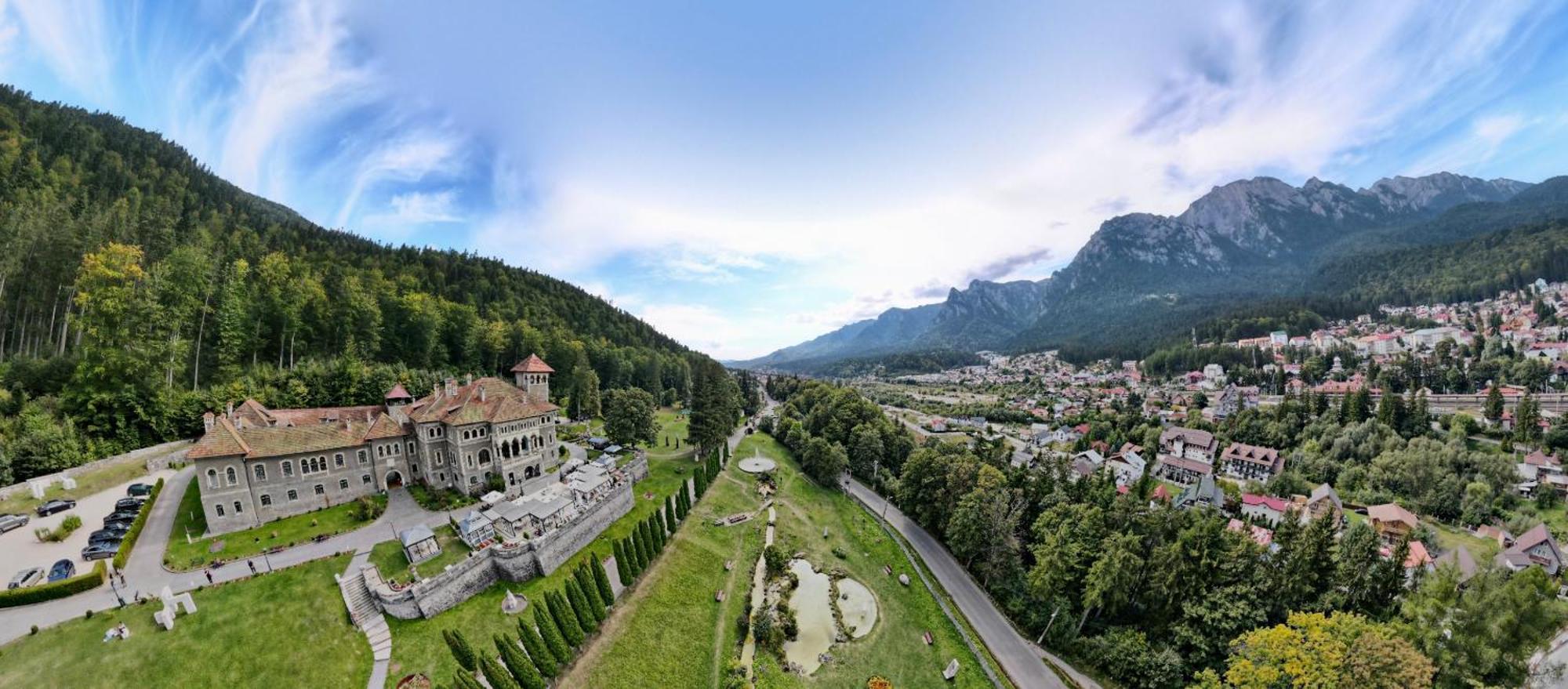 Castelul Cantacuzino Busteni Luaran gambar